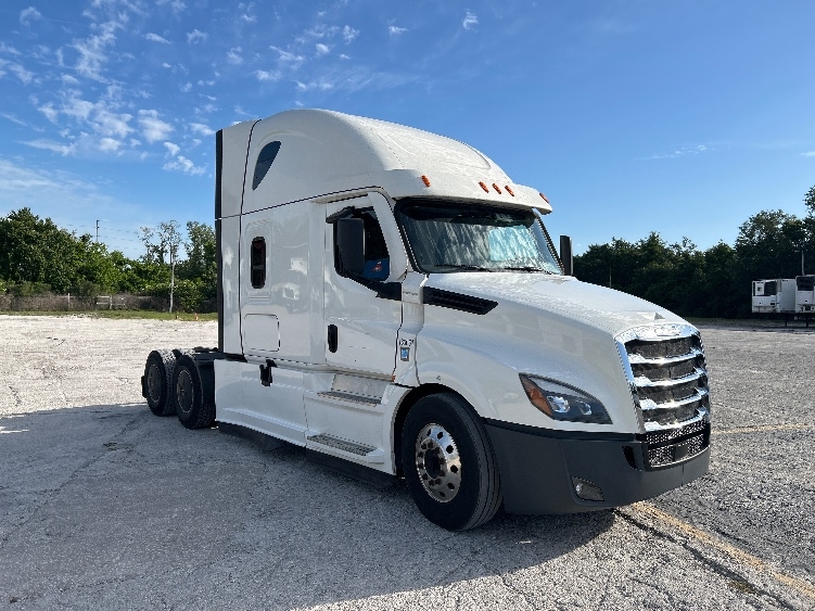 2023 Freightliner Cascadia