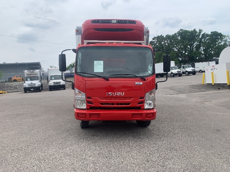 2018 Isuzu NQR in Nashville (Mount Juliet), TN — photo 2