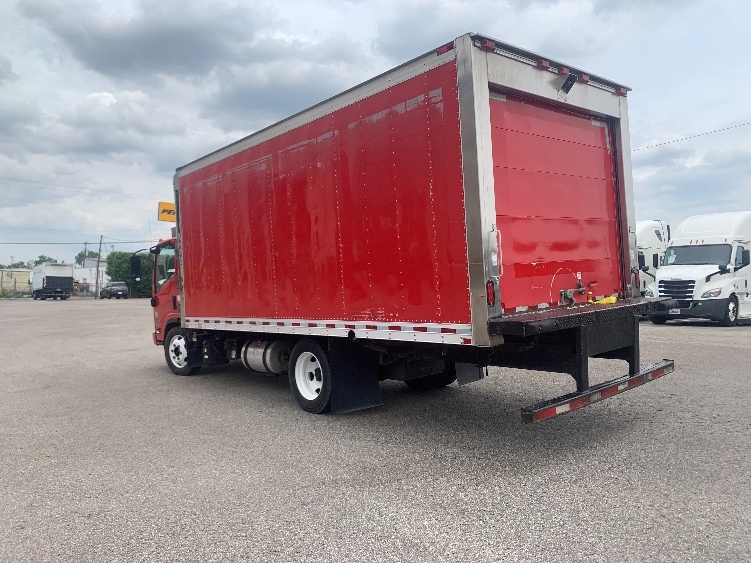 2018 Isuzu NQR in Nashville (Mount Juliet), TN — photo 6