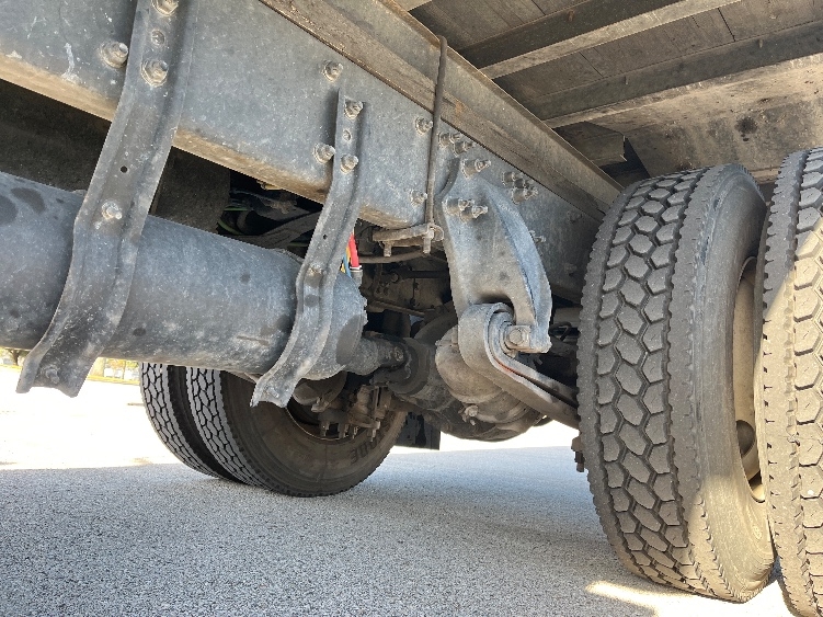 2018 Freightliner eM2 in Tampa, FL — photo 5