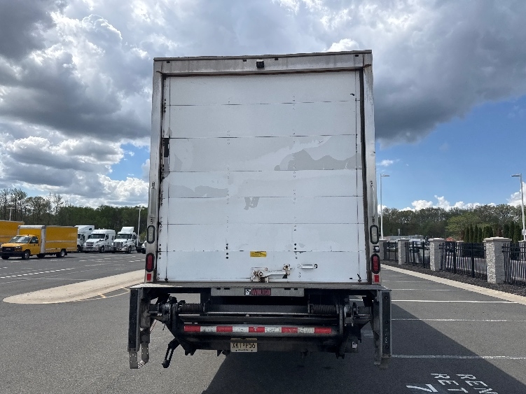 2018 Hino 268 in Monmouth Junction, NJ — photo 7