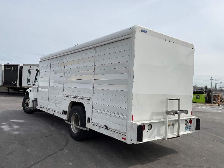 2018 Freightliner M2 106 in Milwaukee, WI — photo 6