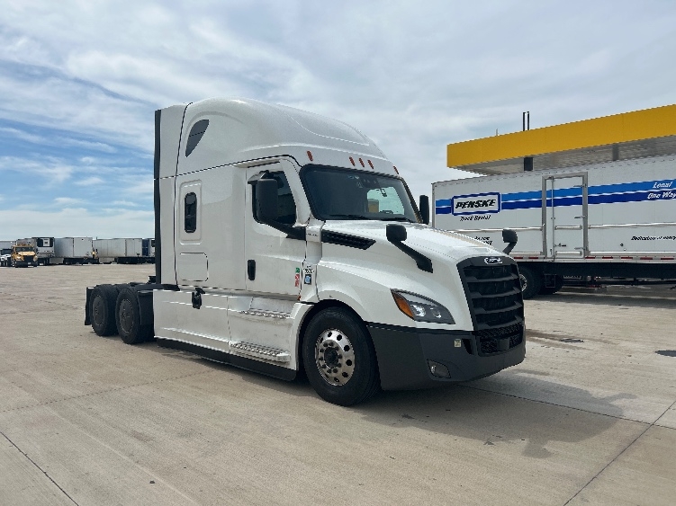 2023 Freightliner Cascadia