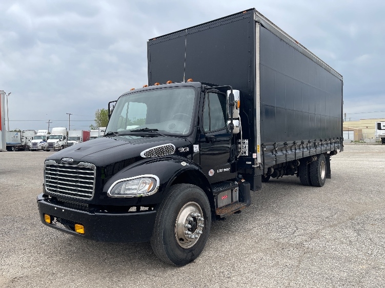 2018 Freightliner eM2 in Elkhart, IN — photo 3