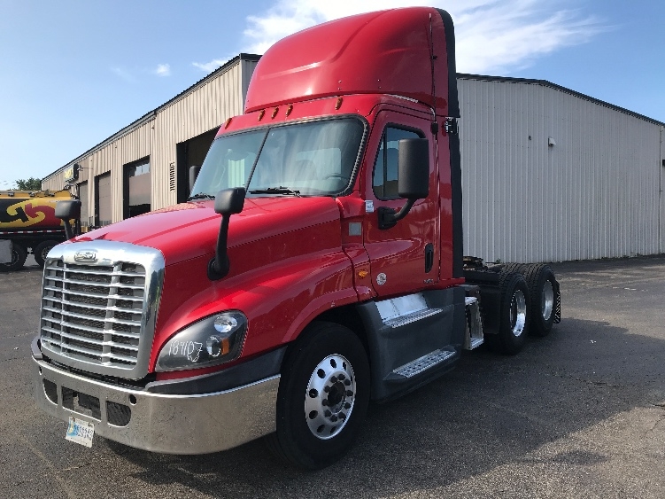 2018 Freightliner Cascadia in Fredonia, NY — photo 3
