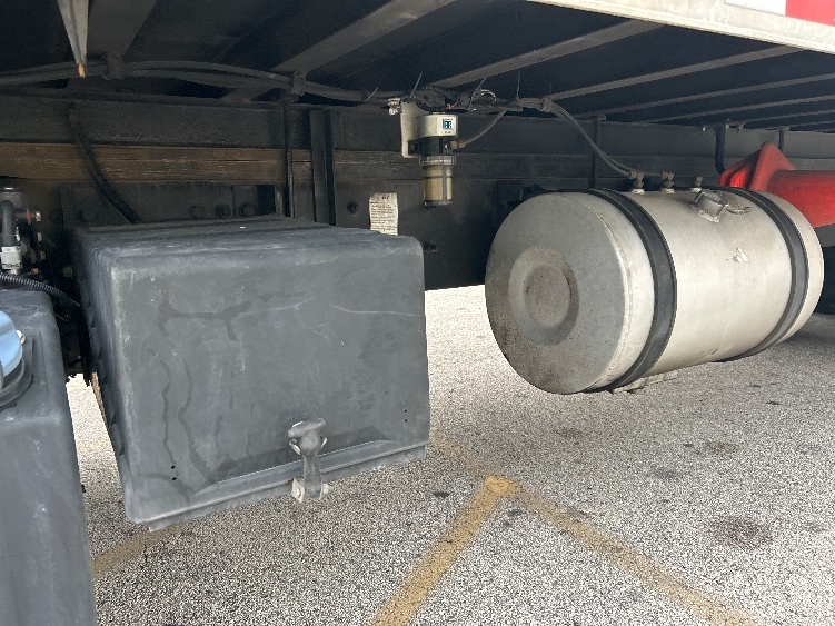 2017 Freightliner eM2 in Katy, TX — photo 5