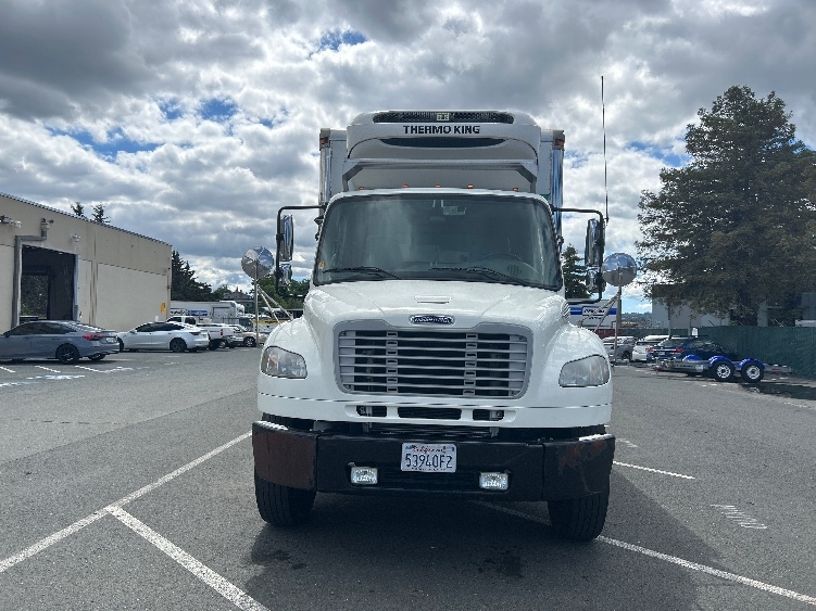 2017 Freightliner eM2 in West Sacramento, CA — photo 2