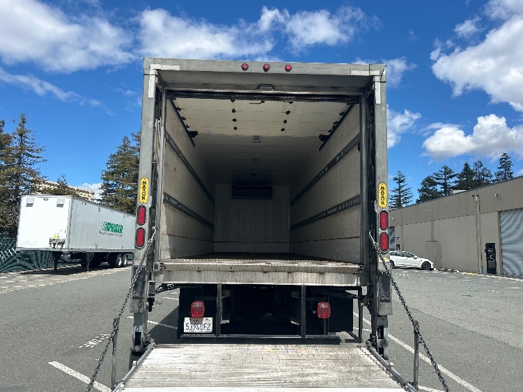 2017 Freightliner eM2 in West Sacramento, CA — photo 8