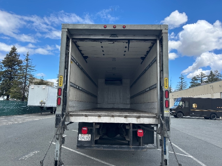 2017 Freightliner eM2 in West Sacramento, CA — photo 8