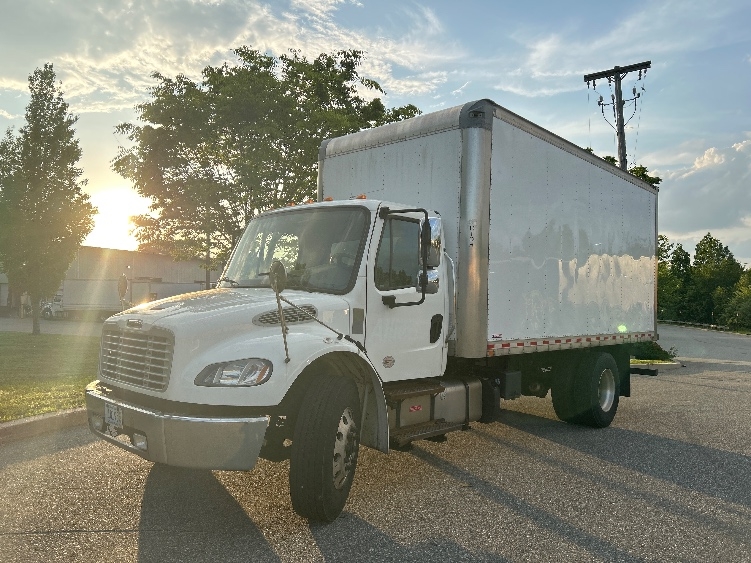 2018 Freightliner eM2 in Fitchburg, MA — photo 3