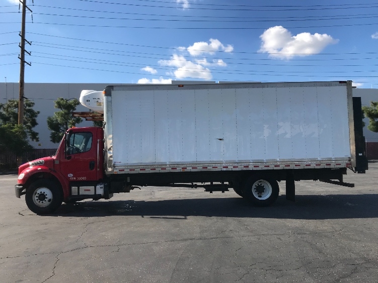 2018 Freightliner M2 106 in Fontana, CA — photo 4