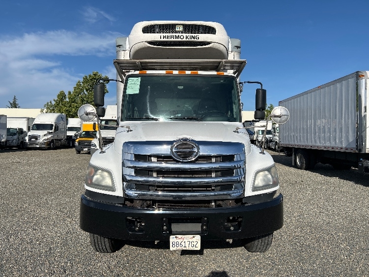 2018 Hino 338 in West Sacramento, CA — photo 2