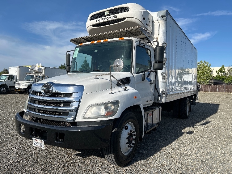 2018 Hino 338 in West Sacramento, CA — photo 3