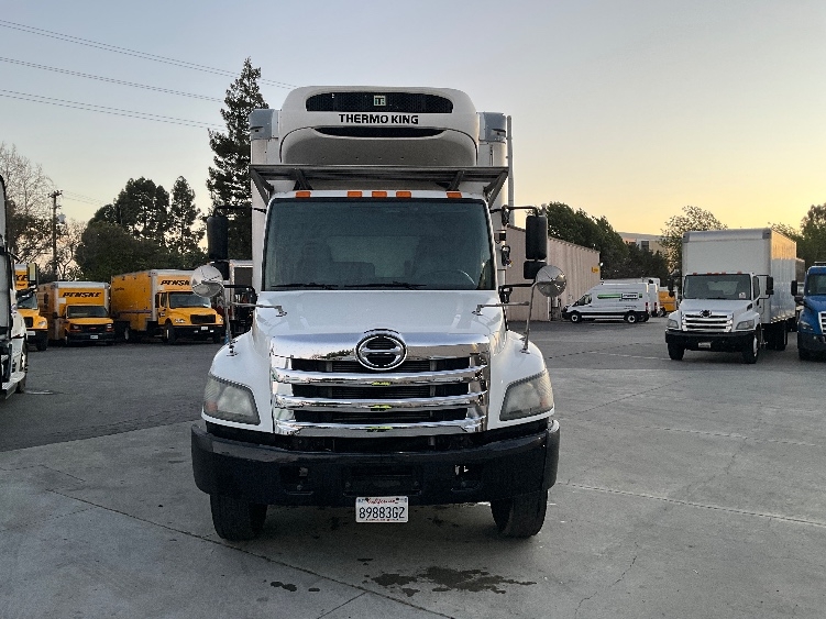 2018 Hino 338 in West Sacramento, CA — photo 2