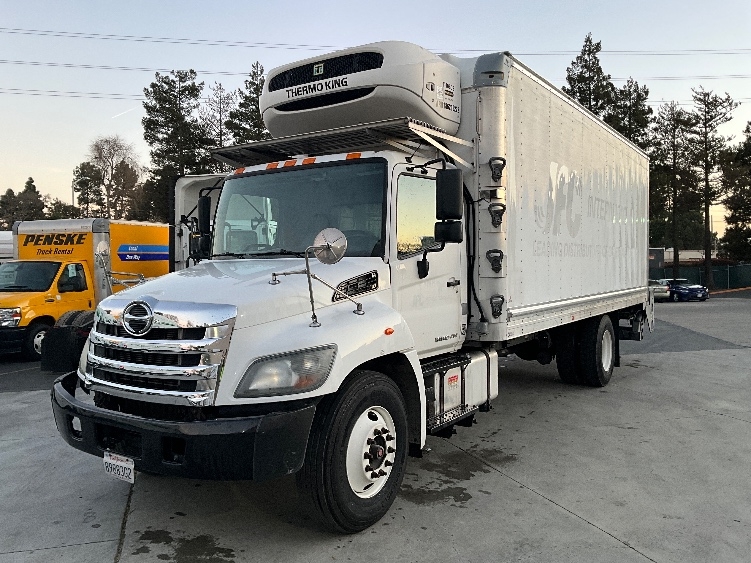 2018 Hino 338 in West Sacramento, CA — photo 3