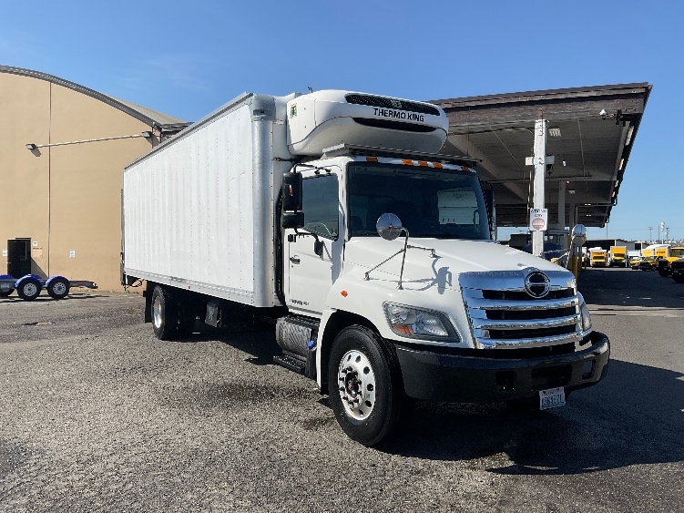2018 Hino 338