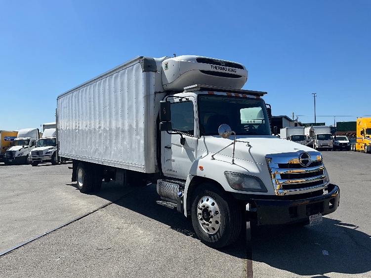 2018 Hino 338