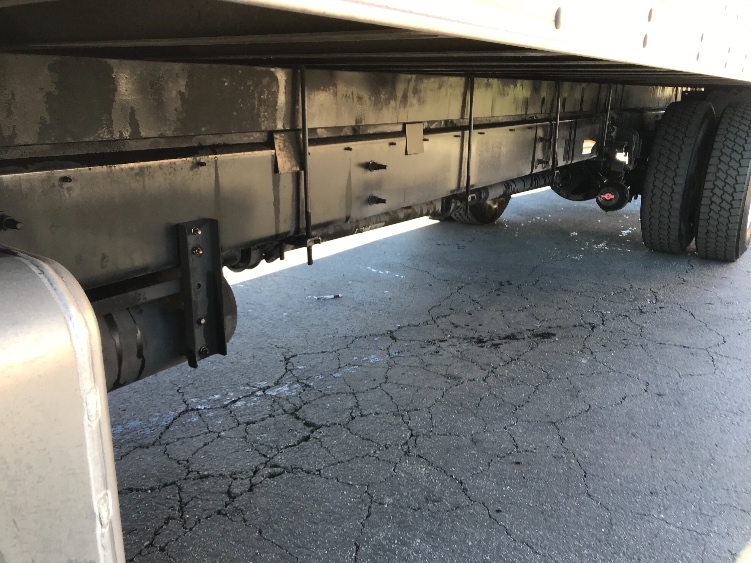 2018 Hino 268 in Fontana, CA — photo 5