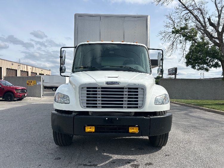 2017 Freightliner eM2 in Omaha, NE — photo 2