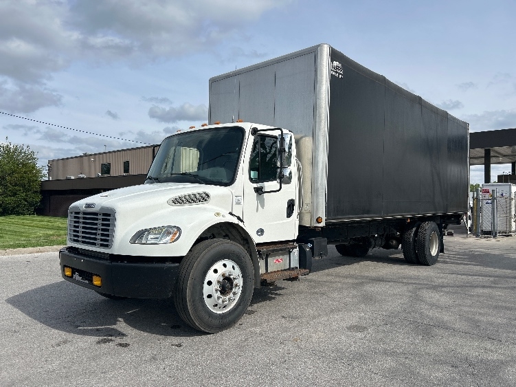 2017 Freightliner eM2 in Omaha, NE — photo 3