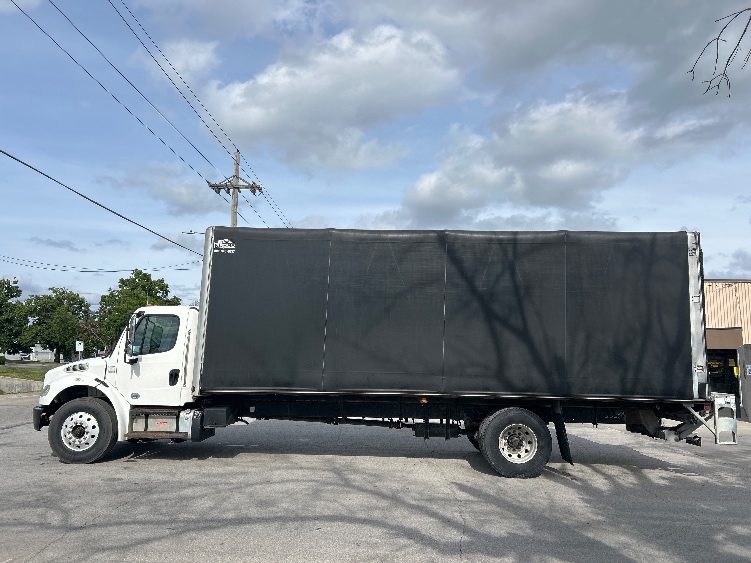 2017 Freightliner eM2 in Omaha, NE — photo 4