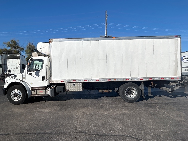 2018 Freightliner M2 106 in Chicago (Melrose Park), IL — photo 4