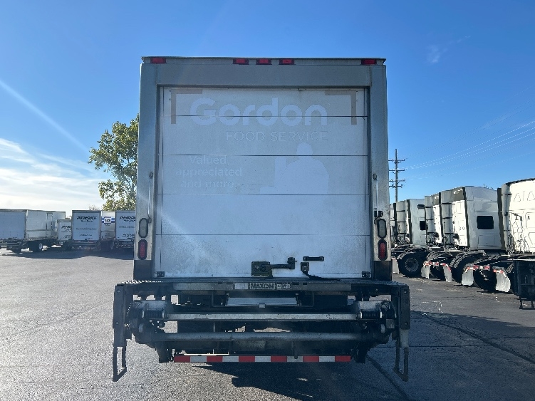 2018 Freightliner M2 106 in Chicago (Melrose Park), IL — photo 7