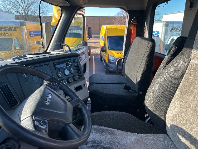 2019 Freightliner Cascadia in Swedesboro, NJ — photo 10