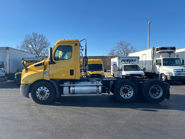 2019 Freightliner Cascadia in Swedesboro, NJ — photo 4