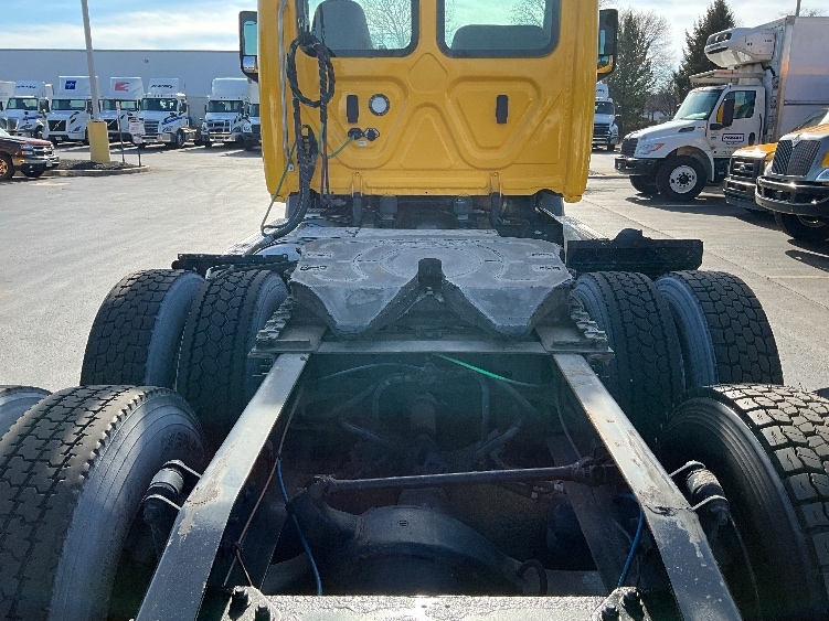 2019 Freightliner Cascadia in Swedesboro, NJ — photo 6