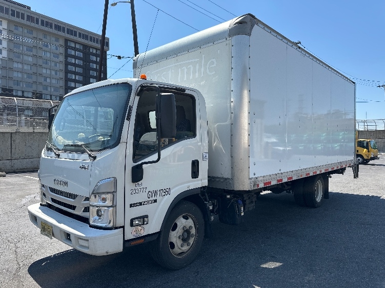2023 Isuzu NQR in North Bergen, NJ — photo 3