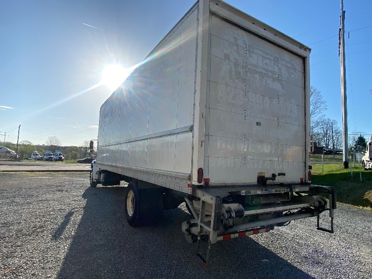 2018 Freightliner M2 106 in Cleveland, TN — photo 6