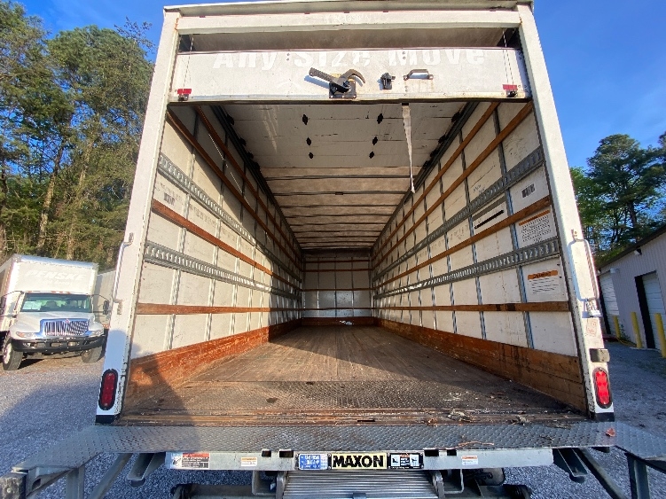 2018 Freightliner M2 106 in Cleveland, TN — photo 8
