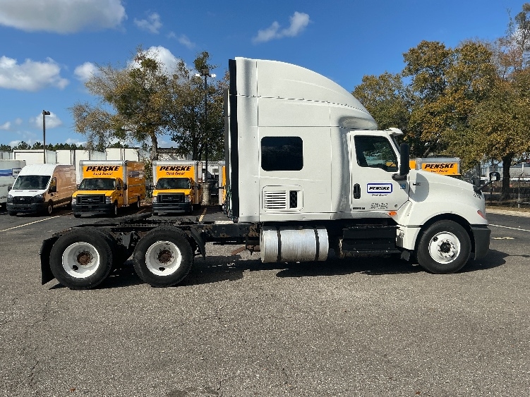 2019 International LT in Saint Louis, MO — photo 8