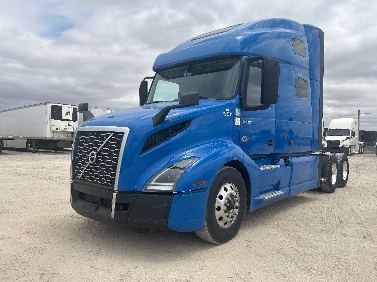 2024 Volvo VNL 760 in Amarillo, TX — photo 3