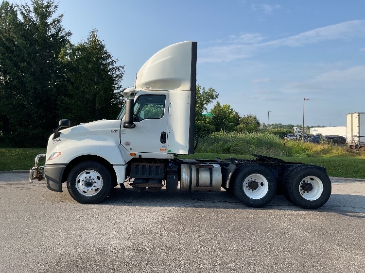 2021 International LT in Rochester, NY — photo 4