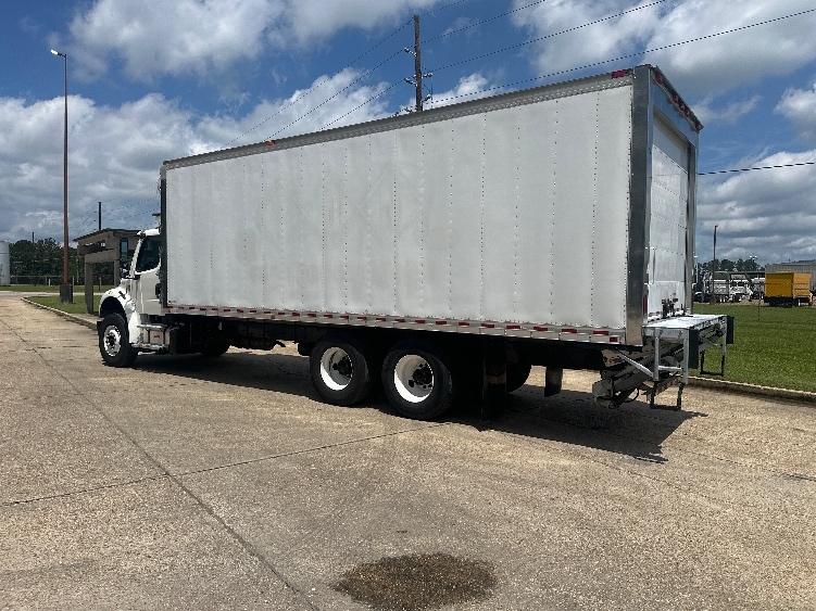 2018 Freightliner eM2 in Hammond, LA — photo 6