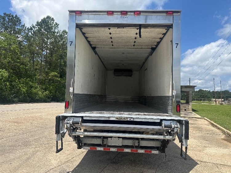 2018 Freightliner eM2 in Hammond, LA — photo 8