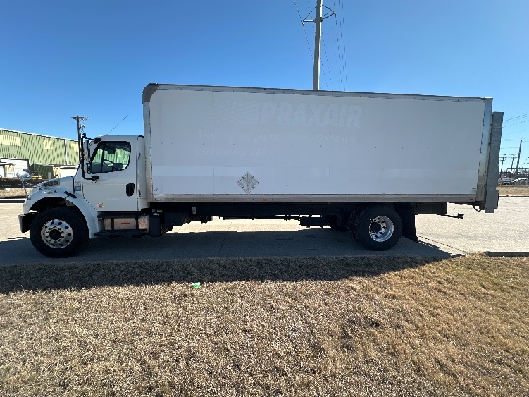 2019 Freightliner M2 106 in Waxahachie, TX — photo 4
