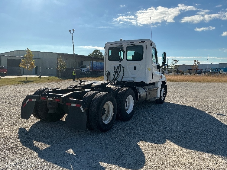2019 Freightliner in Gulfport, MS — photo 7