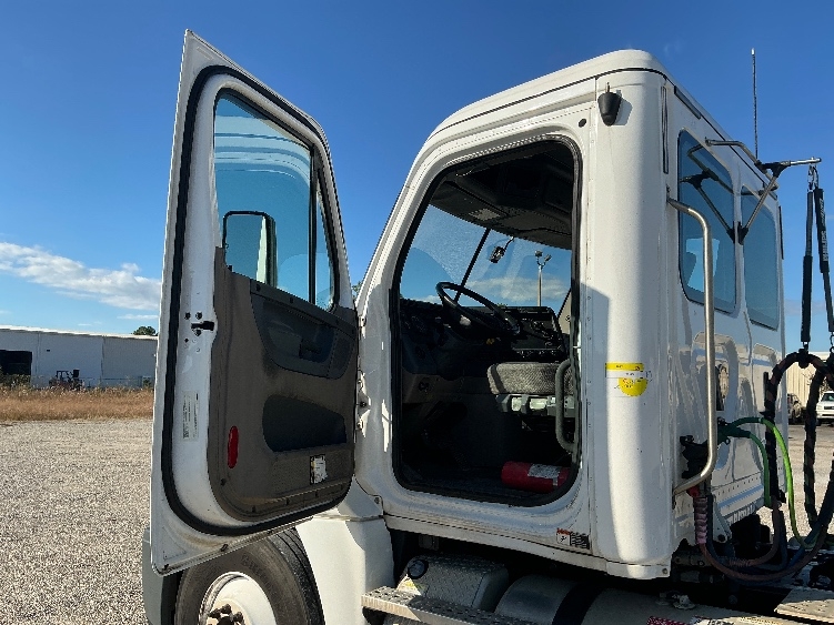 2019 Freightliner in Gulfport, MS — photo 9