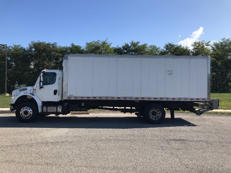 2019 Freightliner M2 106 in Akron, OH — photo 4