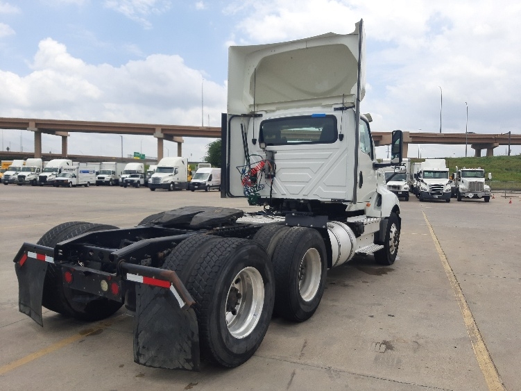 2018 International LT in Fort Worth, TX — photo 7