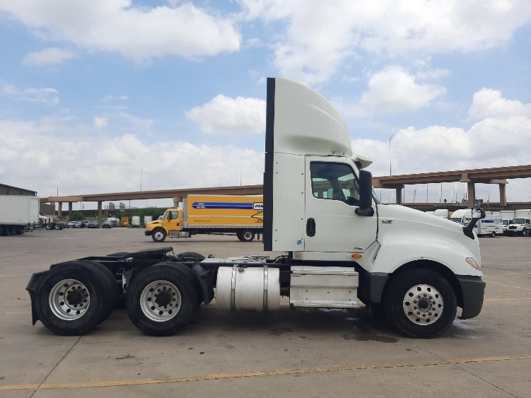2018 International LT in Fort Worth, TX — photo 8
