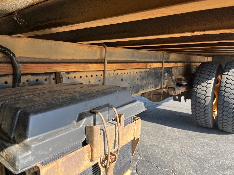 2019 Isuzu NRR in La Mirada, CA — photo 5