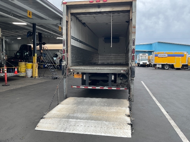2019 Freightliner M2 106 in Fontana, CA — photo 9