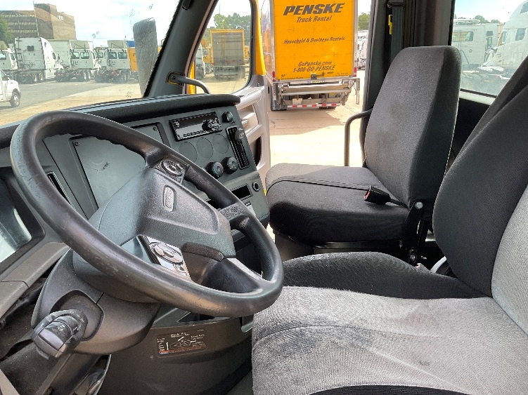 2019 Freightliner Cascadia in Memphis, TN — photo 10