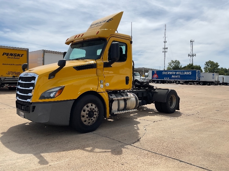 2019 Freightliner Cascadia in Memphis, TN — photo 3
