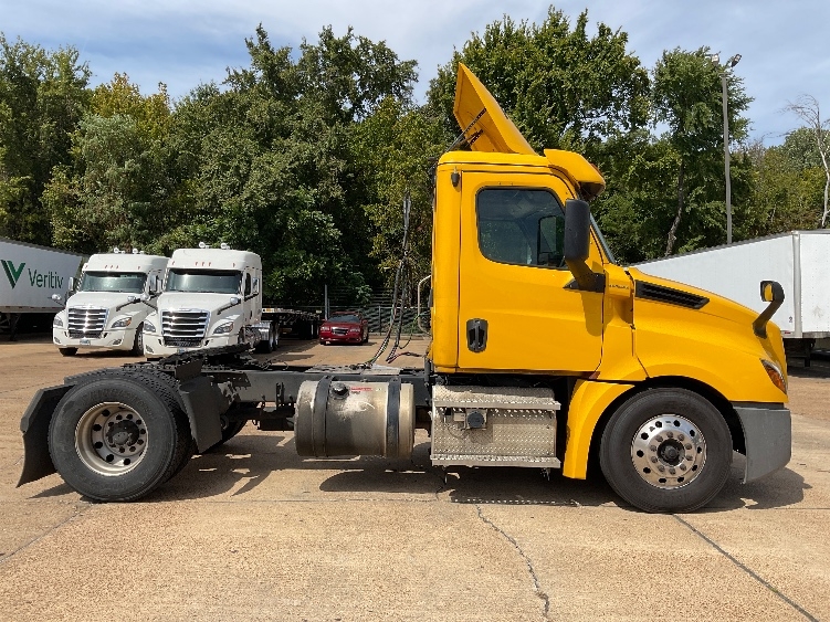 2019 Freightliner Cascadia in Memphis, TN — photo 8