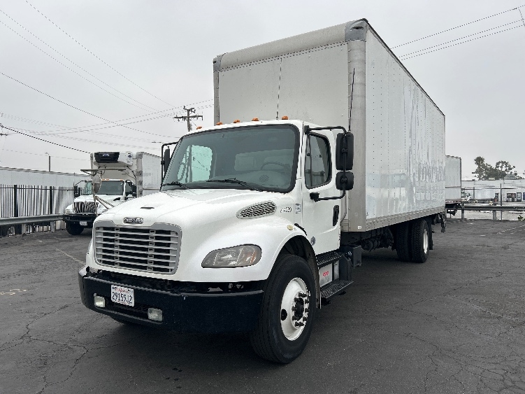 2019 Freightliner eM2 in Torrance, CA — photo 3